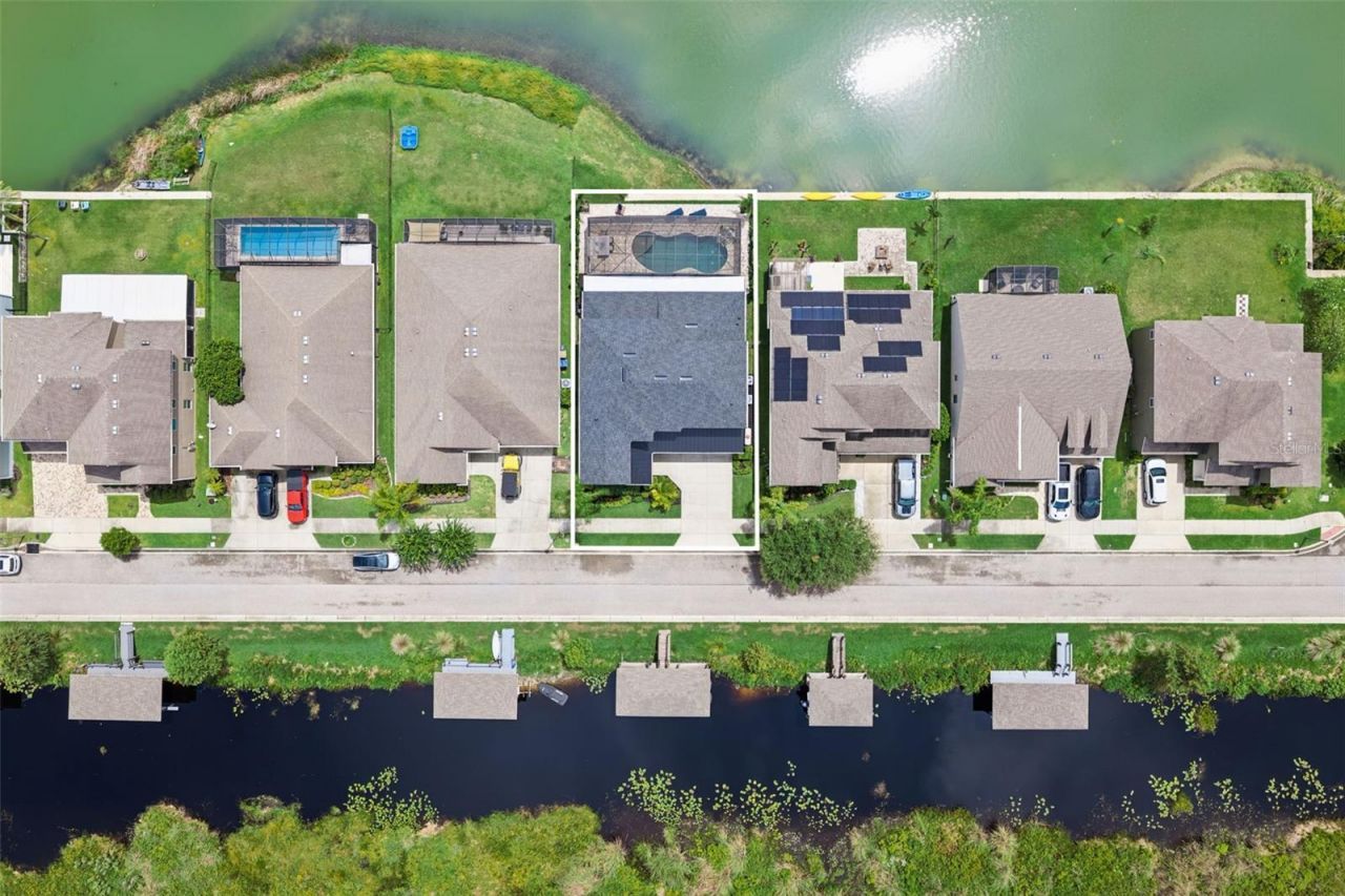 433 Blue Cypress Drive, Groveland, FL 34736 Photo