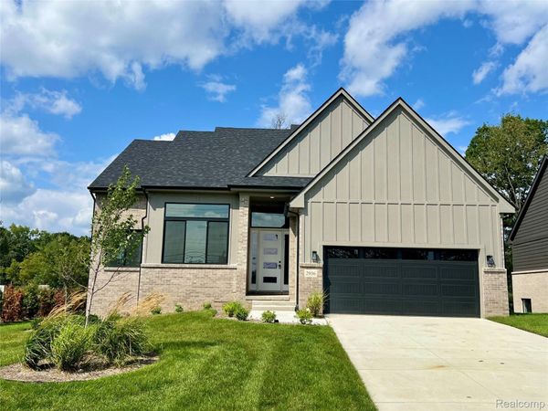 2936 W Walton Boulevard, Waterford Township, Mi 48329