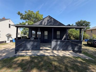1935 Jarvis Avenue , Warren, Mi 48091