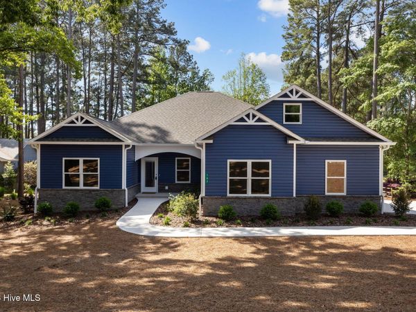107 Devonshire Avenue W, Seven Lakes, NC 27376