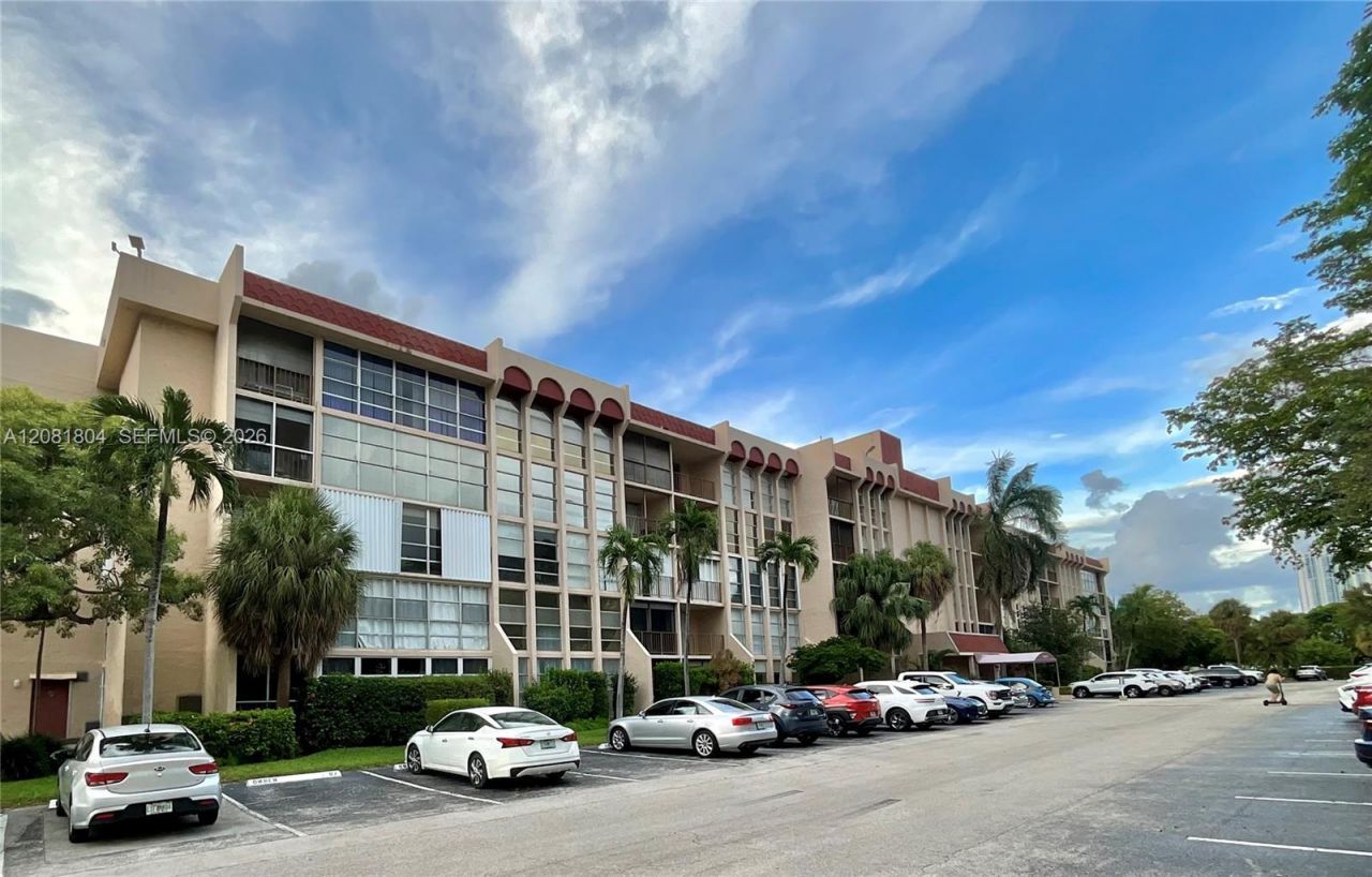 2101 Atlantic Shores Blvd, Unit 507, Hallandale Beach, FL 33009 Photo