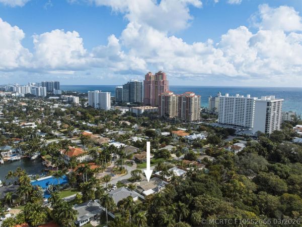 3036 NE 19 Street , Fort Lauderdale, FL 33305