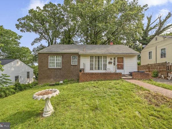 5610 GALLATIN PLACE, HYATTSVILLE, MD 20781