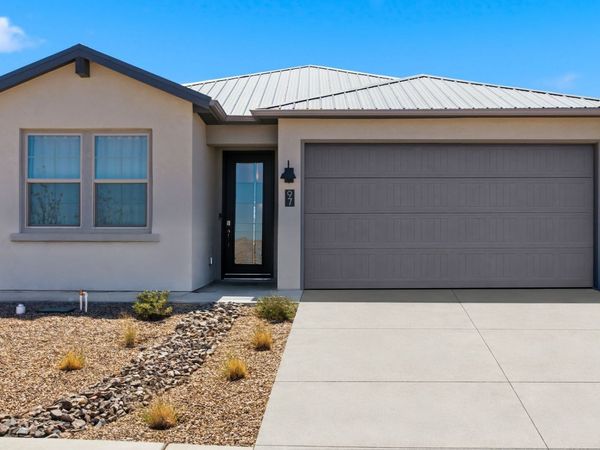67 Calle Fuerza , Santa Fe, NM 87508