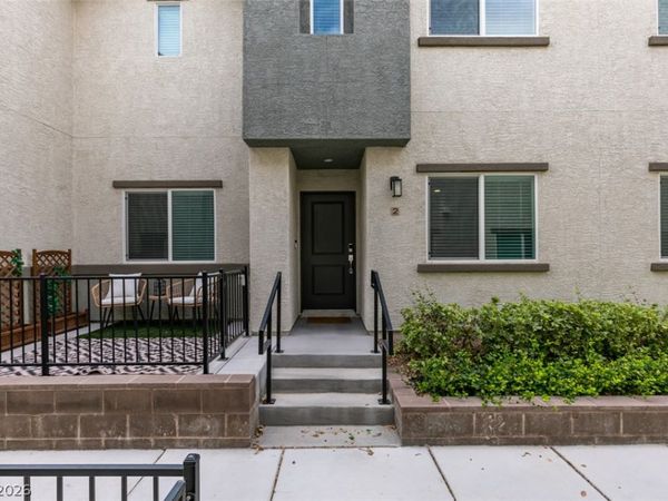 2728 Tahiti Grape Way , Unit 2, Las Vegas, NV 89183