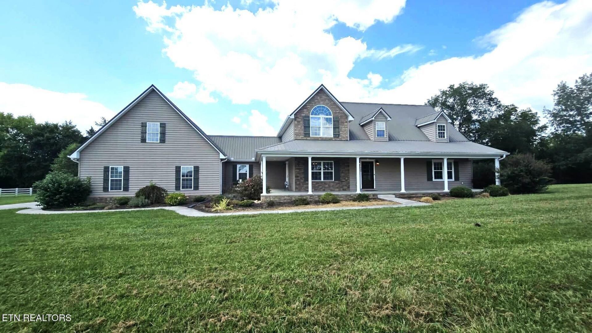 733 Simpson Rd, Whitesburg, TN 37891 Main Photo