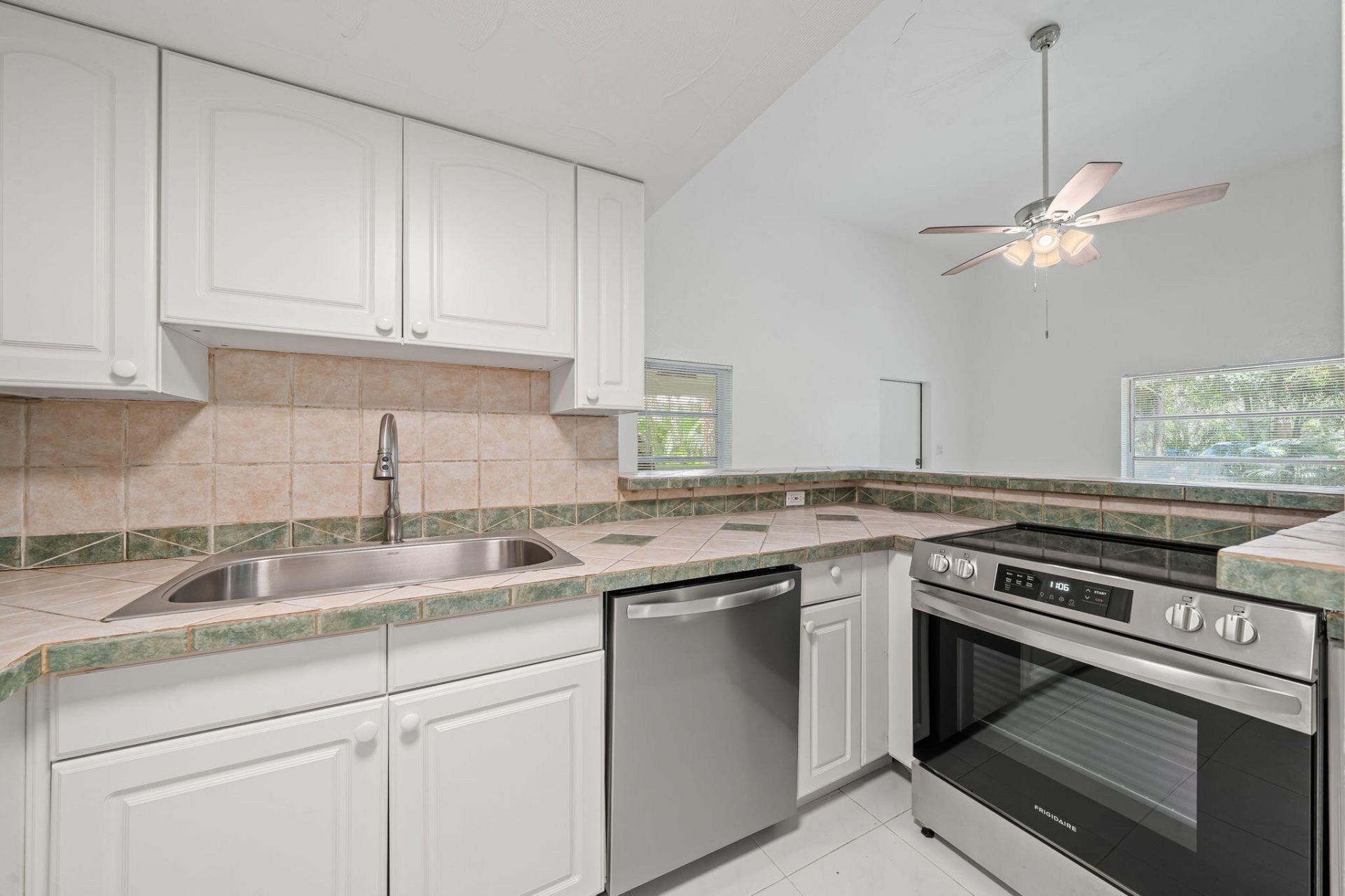 2585 W G Road, Loxahatchee Groves, FL 33470 Photo