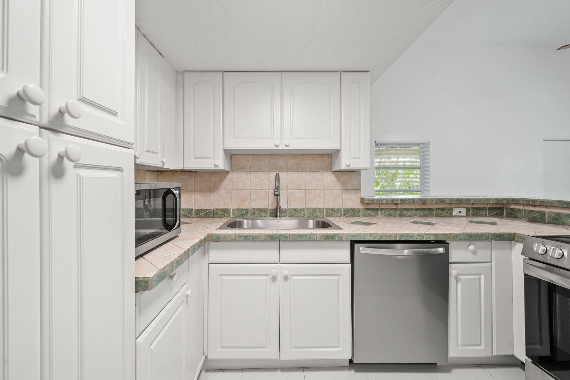 2585 W G Road, Loxahatchee Groves, FL 33470 Photo