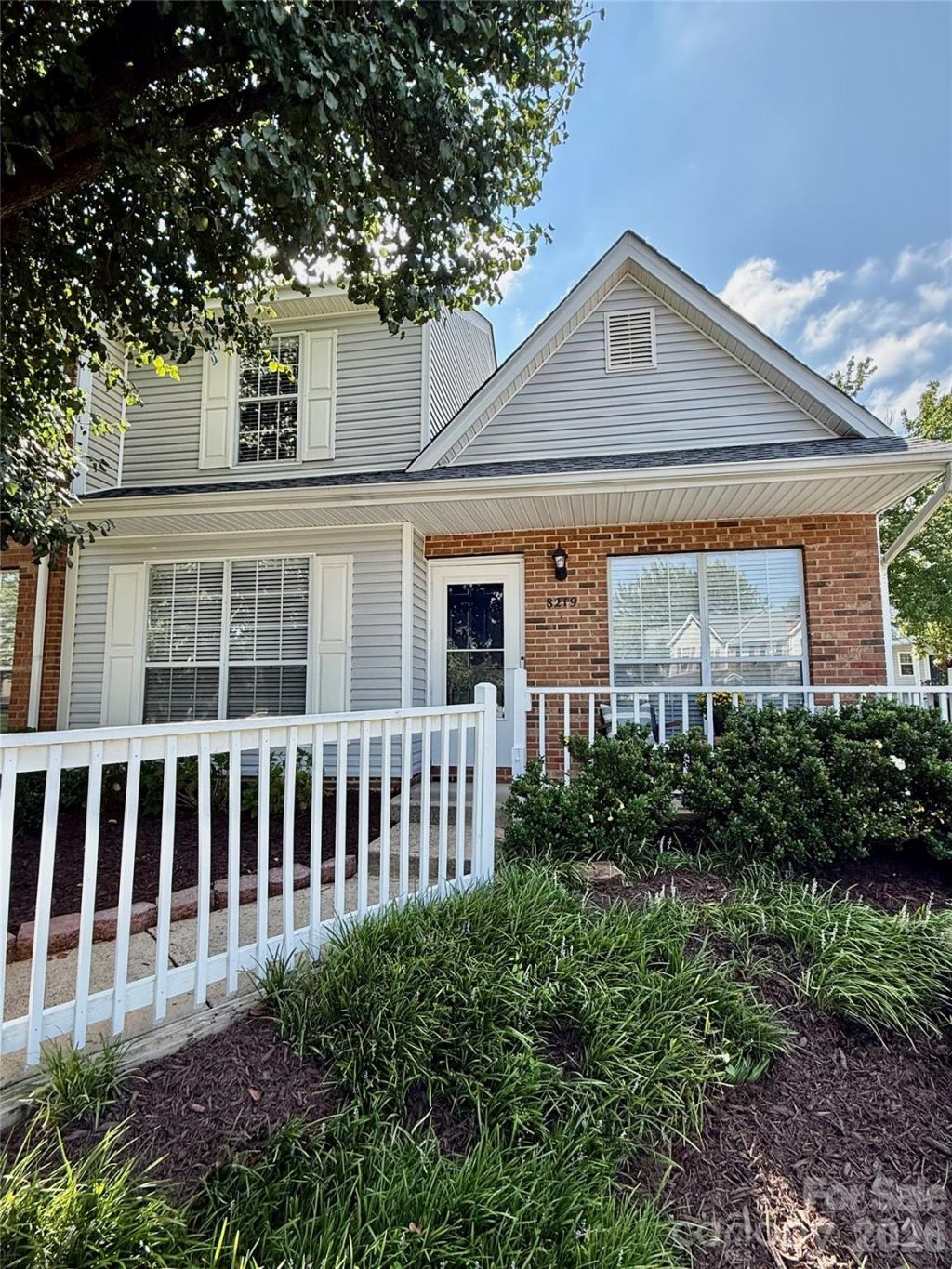 8219 Golf Ridge Drive, Charlotte, NC 28277 Main Photo