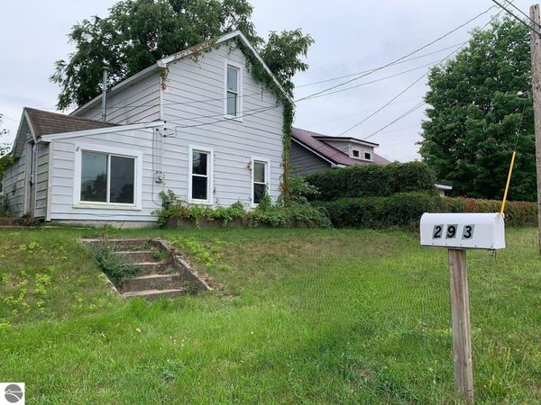 293 Birch Street, Harrison, MI 48625