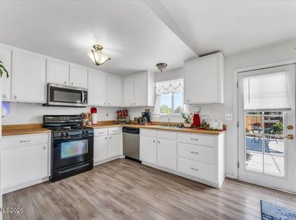 100 Ring Road, Dayton, NV 89403 Photo