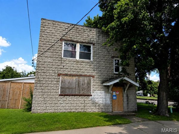 300 E Forest Street , Hartford, IL 62048