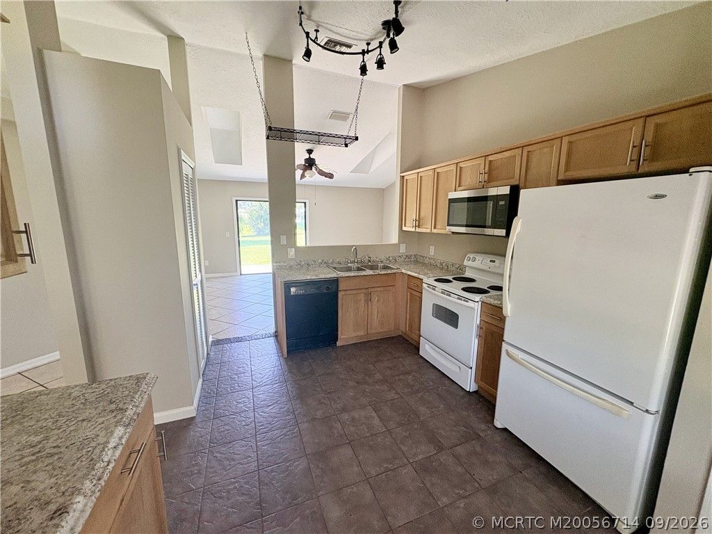 2298 SW Jay Avenue , Port Saint Lucie, FL 34953 Photo