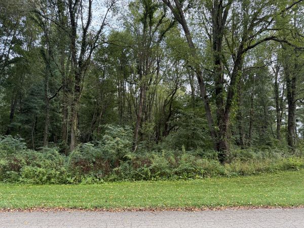 26 Campbell Lake Drive, Parma, MI 49269