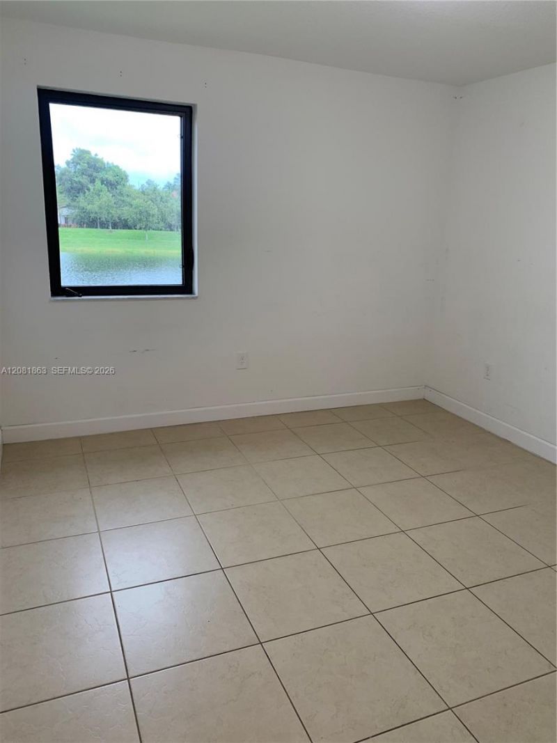 429 NE 194th Ter , Unit 429, Miami, FL 33179 Photo