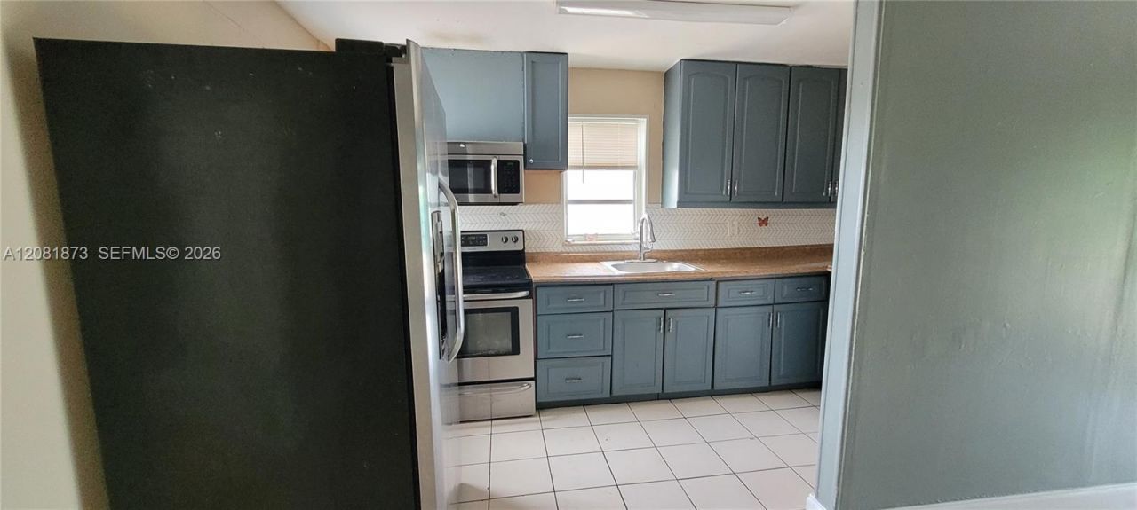 3641 NW 15th St , Miami, FL 33125 Photo
