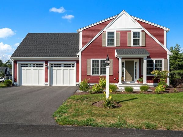 7 Yellow Birch Dr, Plymouth, MA 02360