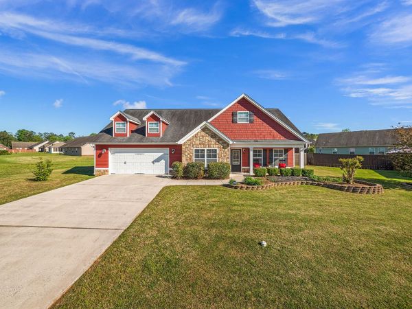 303 Honeyberry Lane, Rossville, GA 30741