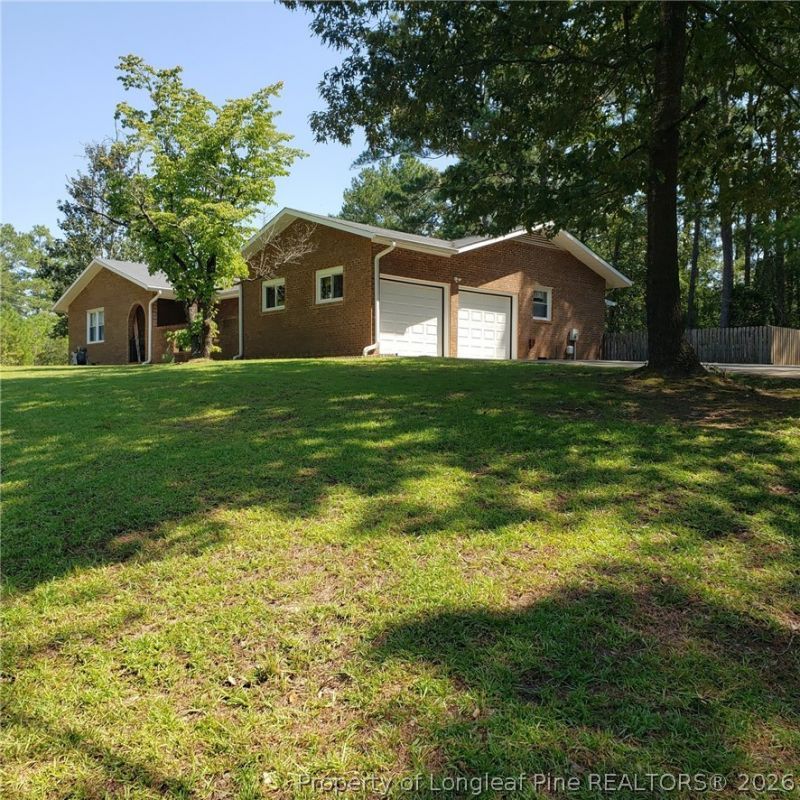 214 Highview Drive, Fayetteville, NC 28306 Main Photo