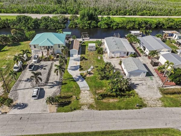 3144 8th AVE , ST. JAMES CITY, FL 33956