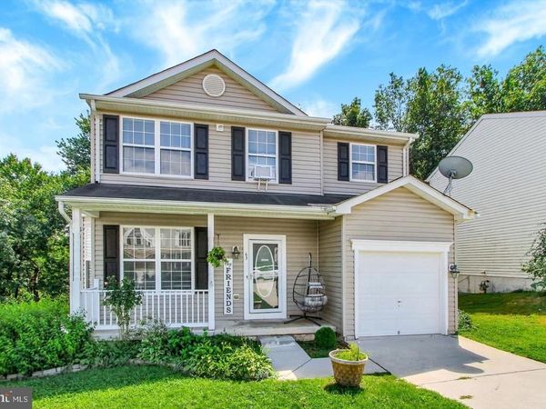 63 MENLENA CIRCLE, HANOVER, PA 17331