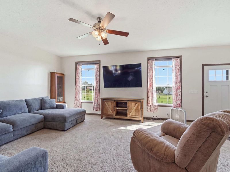 11144 Dingess Road, Circleville, OH 43113 Photo 5