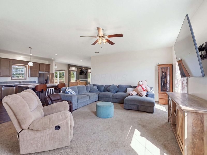11144 Dingess Road, Circleville, OH 43113 Photo 6