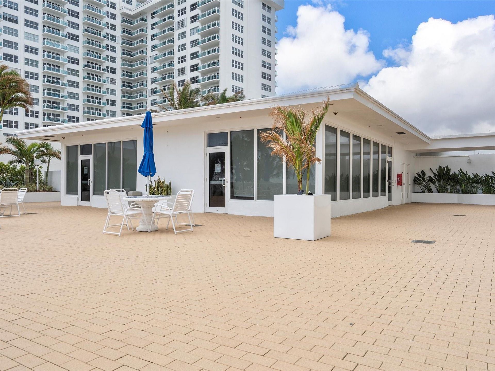 4010 Galt Ocean Drive, Unit 1110, Fort Lauderdale, FL 33308 Photo