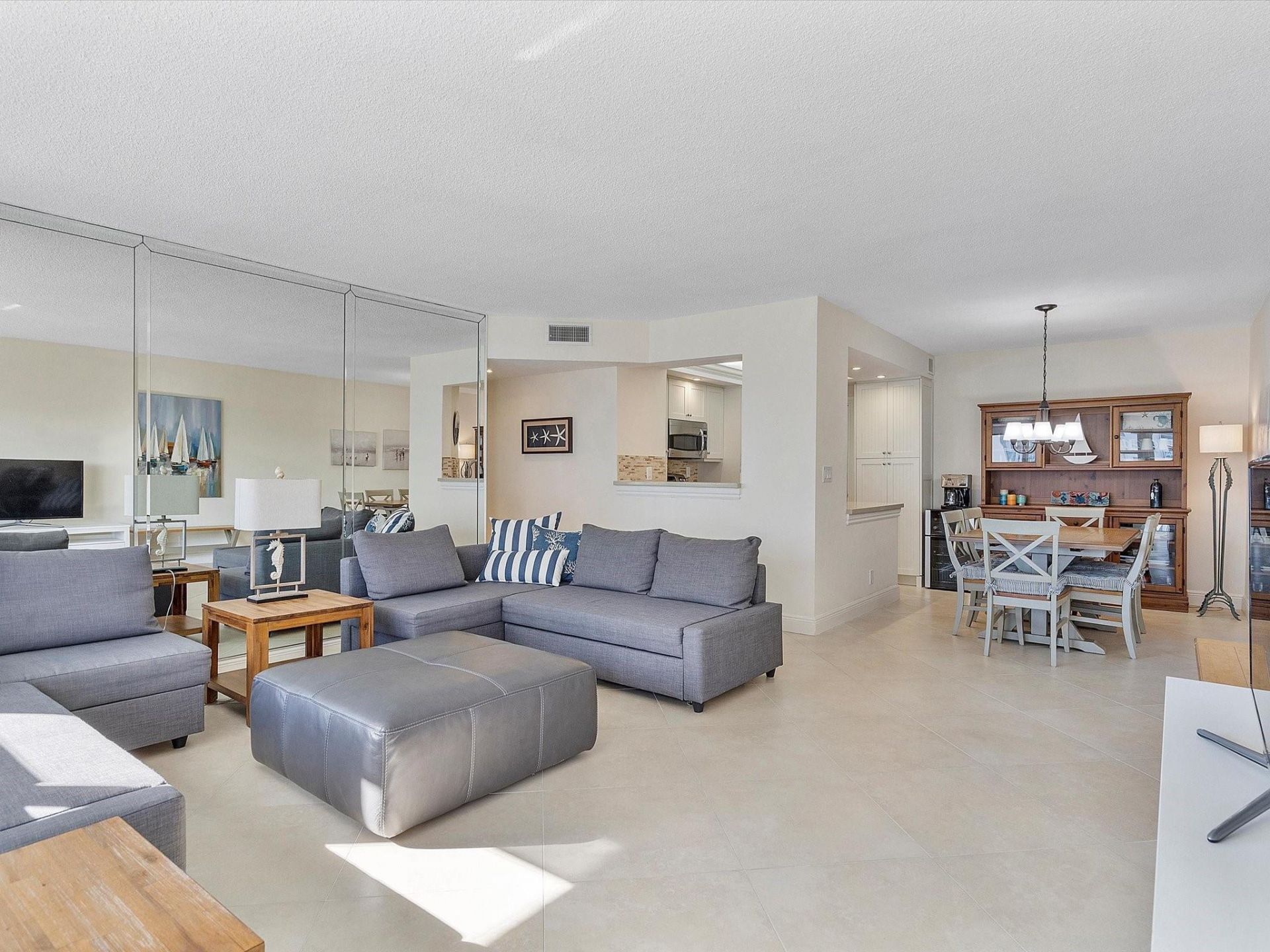 4010 Galt Ocean Drive, Unit 1110, Fort Lauderdale, FL 33308 Photo