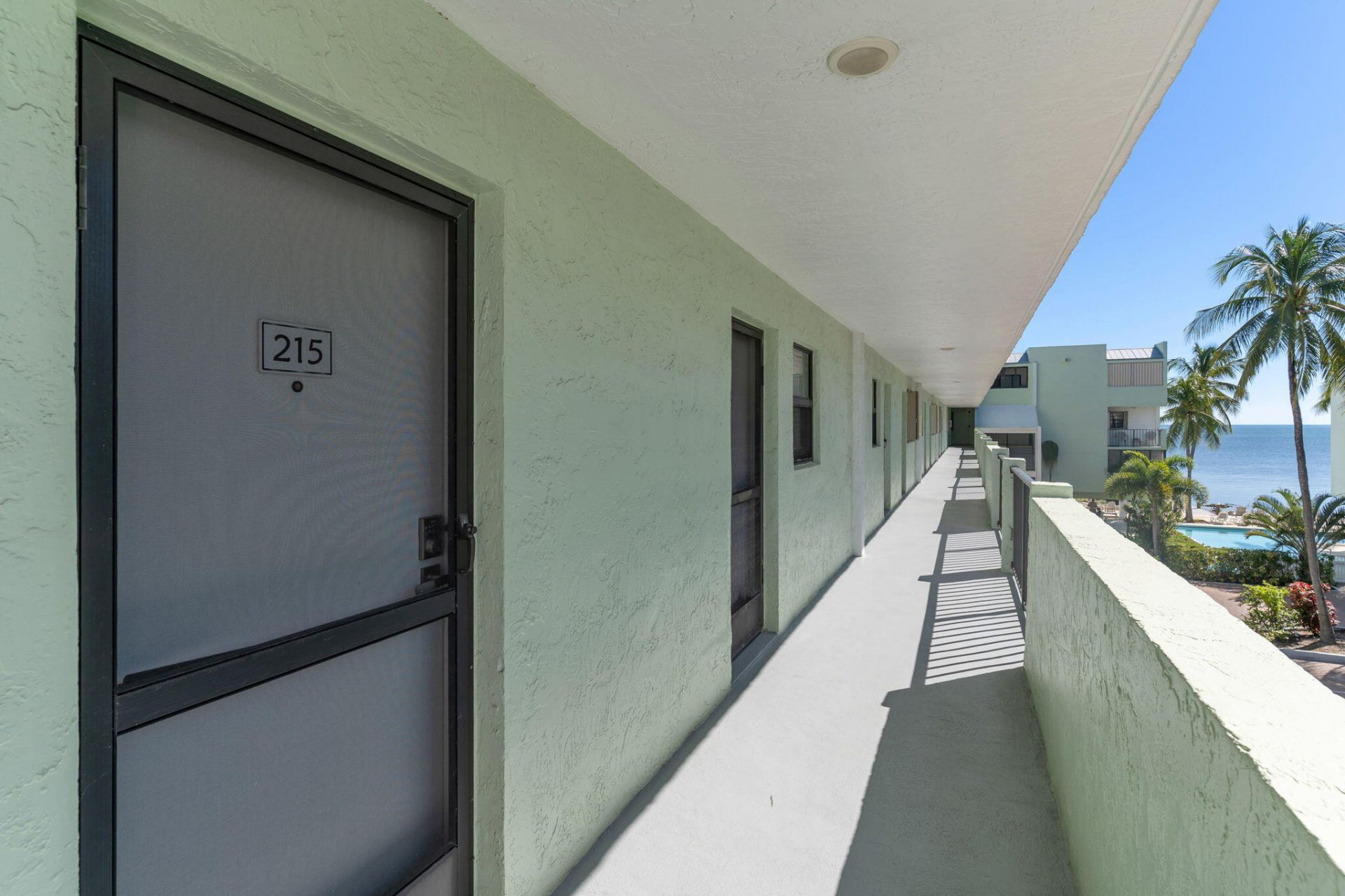 87465 Old Highway, Unit 215, Islamorada, FL 33036 Photo