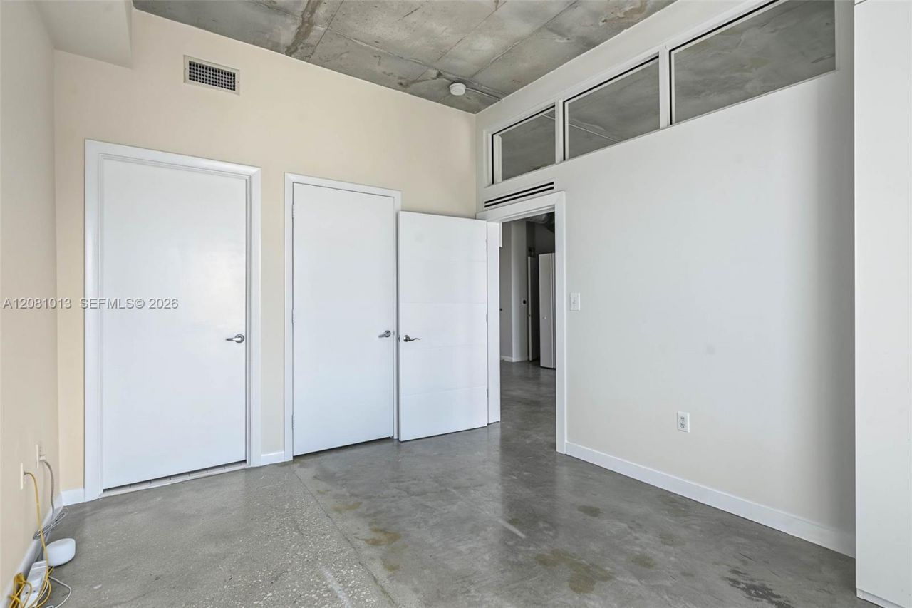 10 SW South River Dr , Unit 1106, Miami, FL 33130 Photo