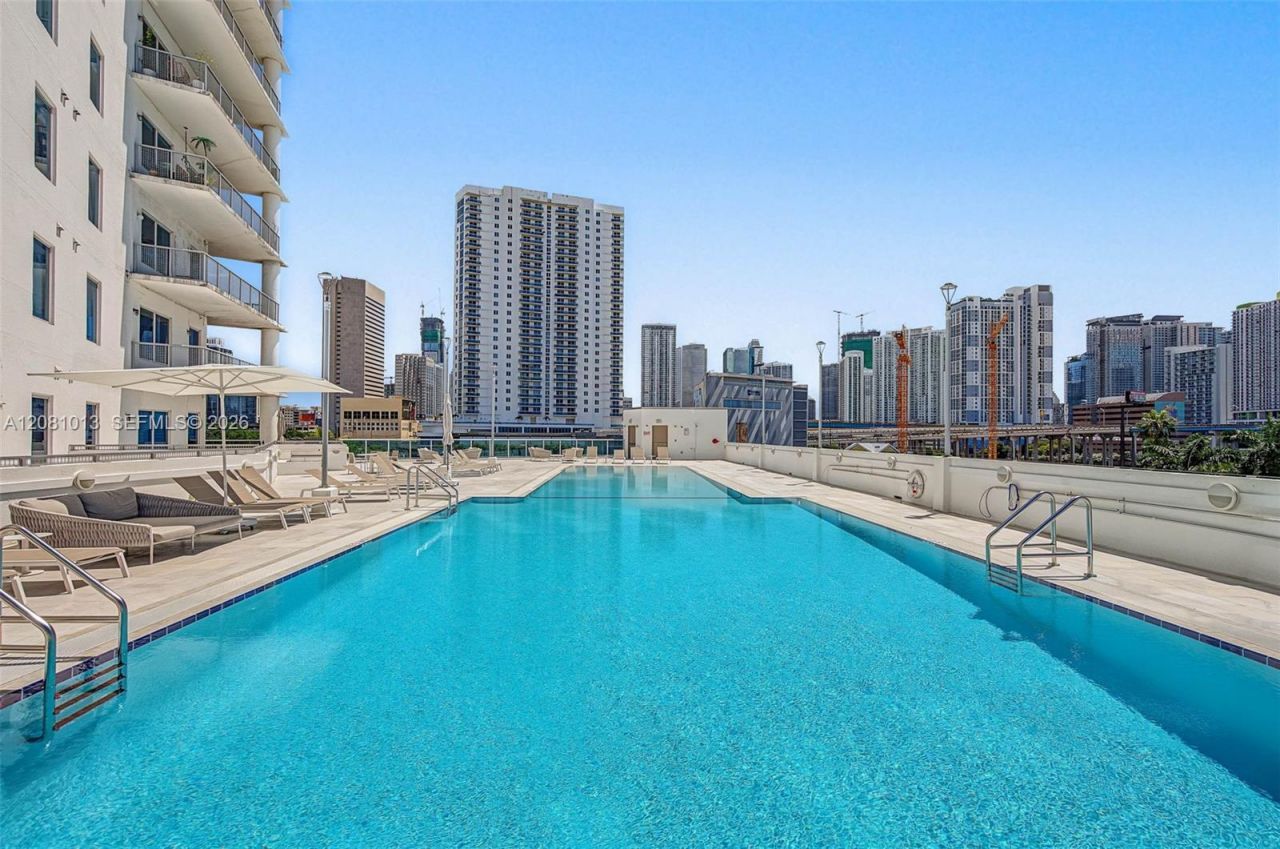 10 SW South River Dr , Unit 1106, Miami, FL 33130 Photo