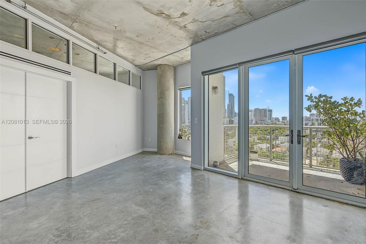 10 SW South River Dr , Unit 1106, Miami, FL 33130 Photo