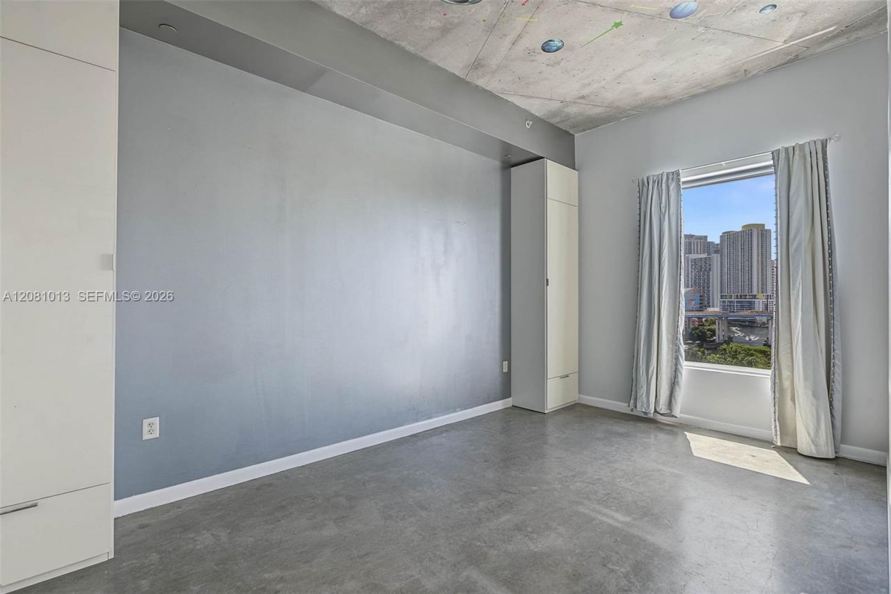 10 SW South River Dr , Unit 1106, Miami, FL 33130 Photo