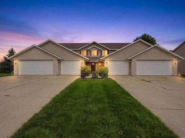 567 Kelvington Drive, Unit 1, Sun Prairie, WI 53590