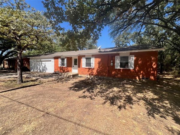 115 Burl Street, Corinth, TX 76208