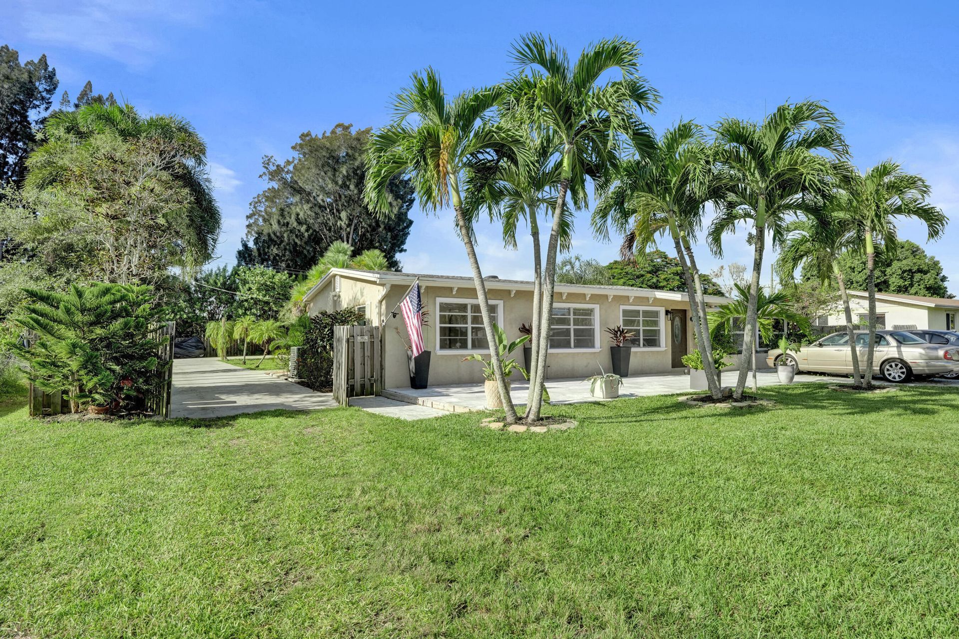3127 Carol Avenue, Palm Springs, FL 33461 Photo