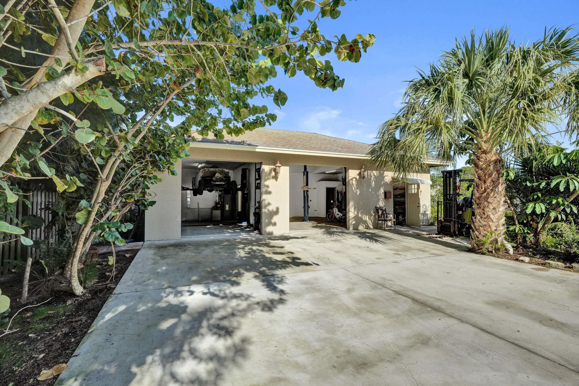 3127 Carol Avenue, Palm Springs, FL 33461 Photo