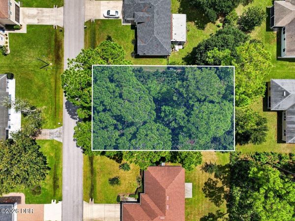 12 Undershire Path, Palm Coast, FL 32164