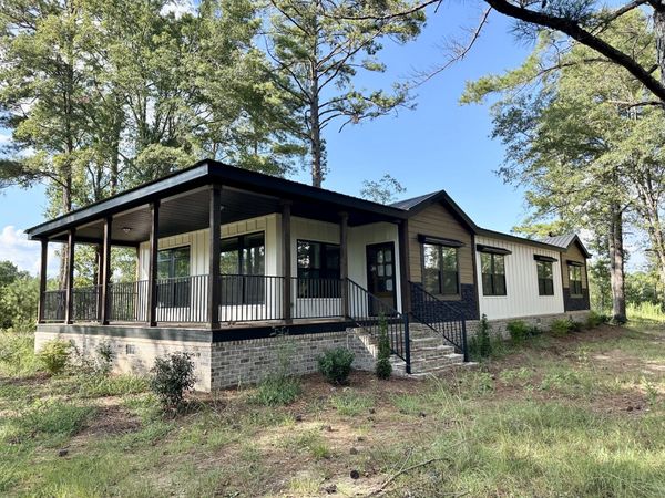 118 County Road 1124, Mooreville, MS 38857