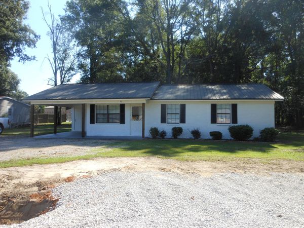 97 Burleson, Belden, MS 38826