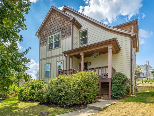 907 Overman Street, Chattanooga, TN 37405