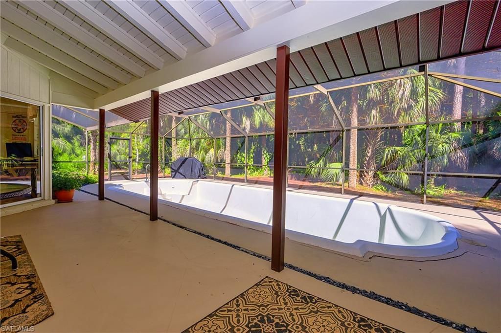 5675 Golden Oaks Ln , Naples, FL 34119 Photo