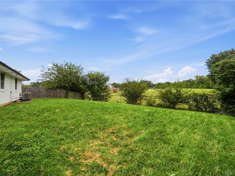 5612 Persian Court, Huber Heights, OH 45424 Photo 45