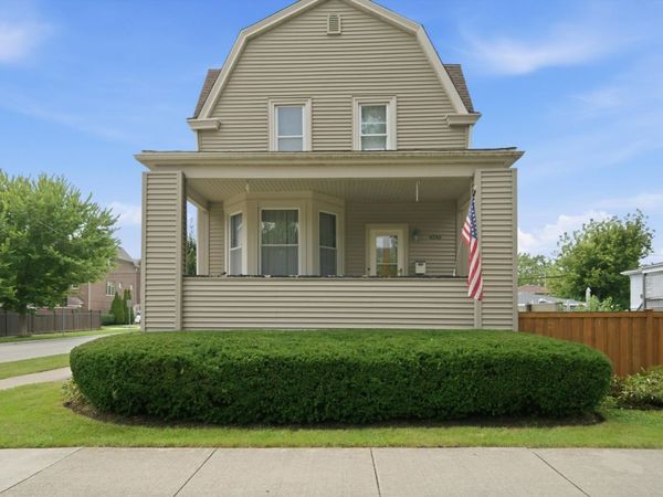4246 Blanchan Avenue , Brookfield, IL 60513