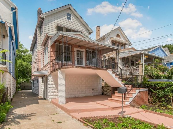 427 Taylor Avenue , Bronx, NY 10473
