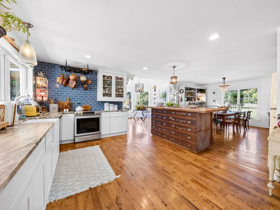 Property Image 38