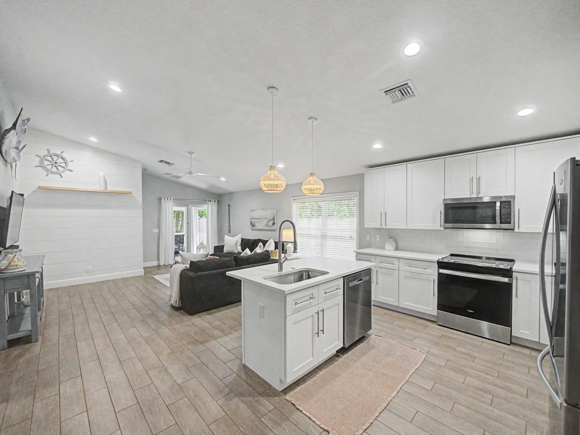 17700 Cornelia Avenue, Jupiter, FL 33458 Photo
