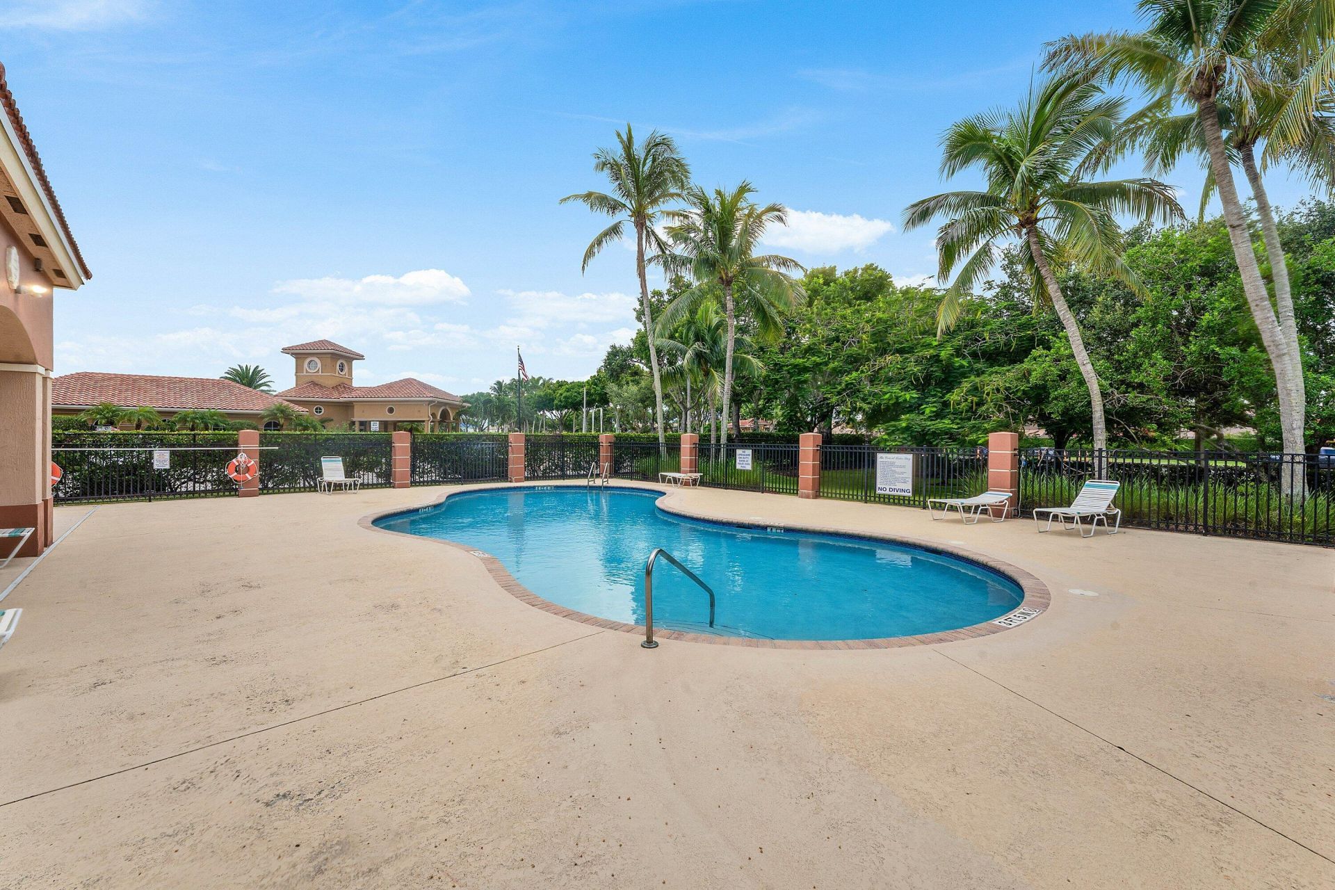 3504 Briar Bay Boulevard, Unit 206, West Palm Beach, FL 33411 Photo