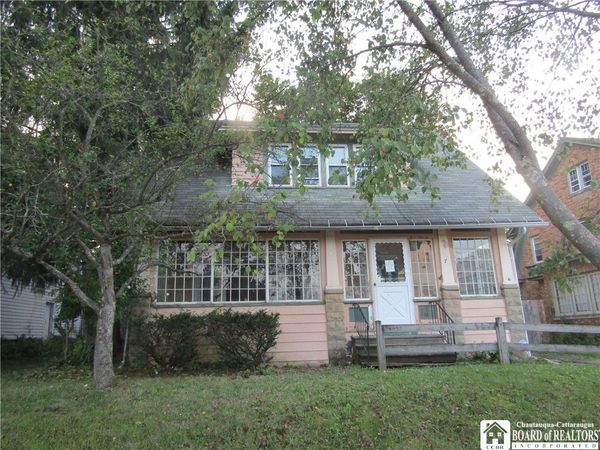 7 Beverly Place , Jamestown, NY 14701